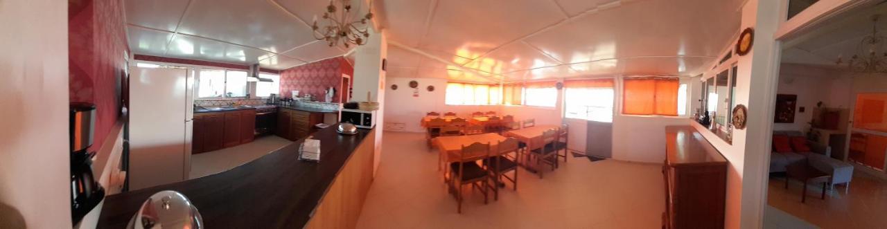 Yria Residencial Bed and Breakfast Porto Novo Buitenkant foto